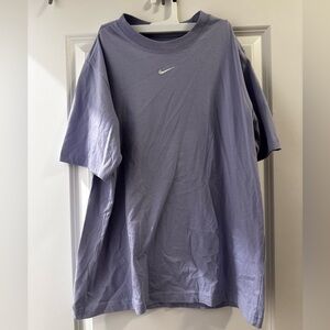 Nike Women’s Lavender Short Loose Fit Sleeve Tee
